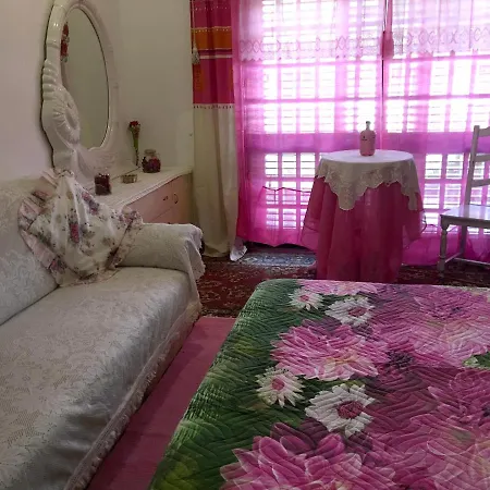 2 Bedrooms At 30 M Away From The Beach With Furnished Terrace And Wifi Apartment *