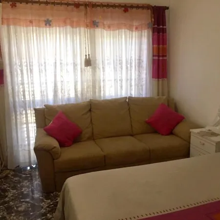 2 Bedrooms At 30 M Away From The Beach With Furnished Terrace And Wifi Διαμέρισμα Βίλα Νόβα ντε Γκάια