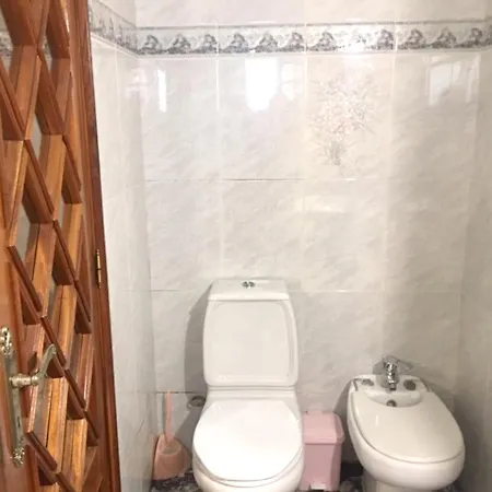2 Bedrooms At 30 M Away From The Beach With Furnished Terrace And Wifi